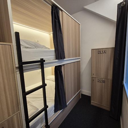 Hostel Siesta & Go Мадрид Экстерьер фото